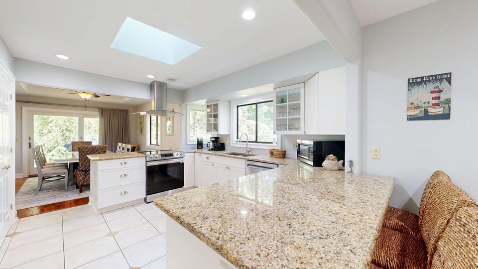 Fully Stocked Kitchen
