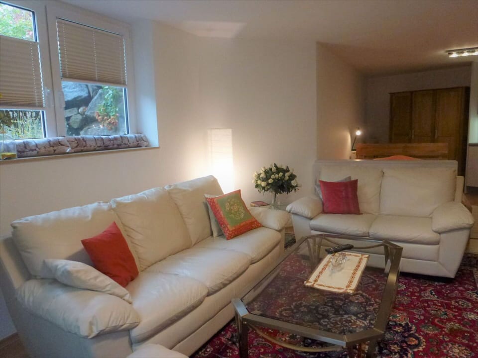 Living Room, Furniture, Room, Property, Couch, Interior Design, Building, Coffee Table, Floor, Table