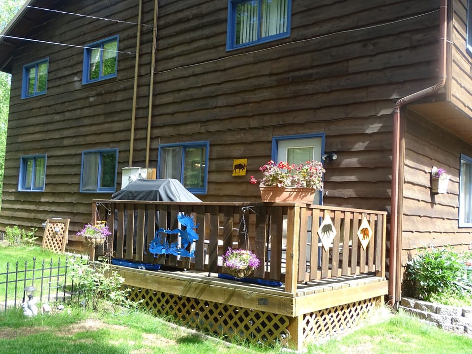 The deck for the 3 BR unit comes with chairs and a barbecue.  

