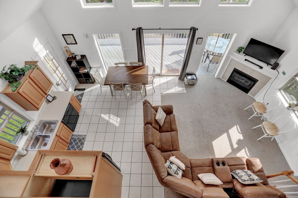 Hideaway20Pat2020