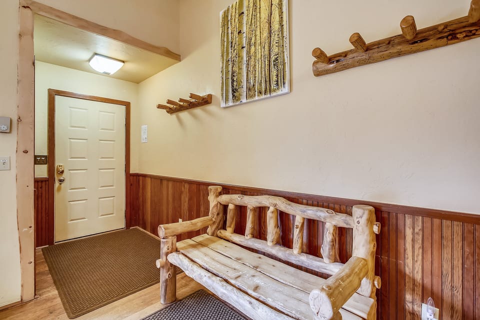 Entry - Cedars 53 Breckenridge Vacation Rental