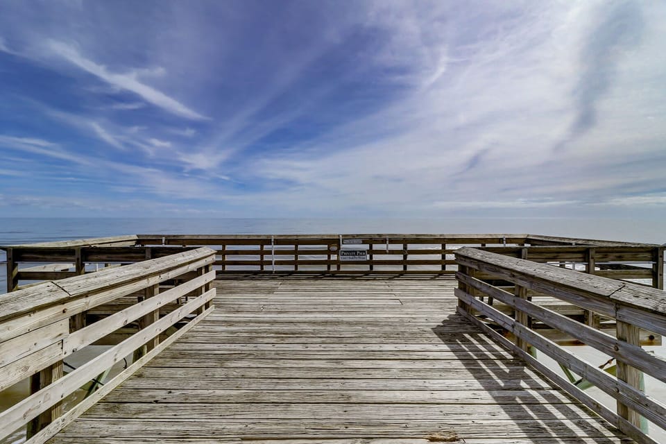 Community Pier