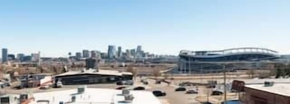 Unbeatable views & walking distance to broncos stadium