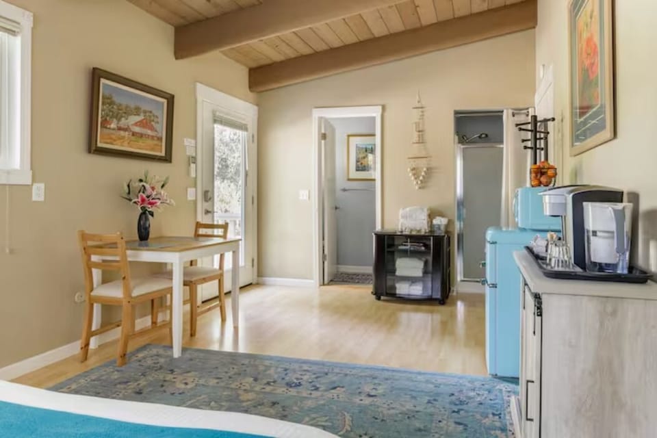 Mini-frig/freezer, Keurig coffeemaker, microwave, coffee pods, tea, creamers,