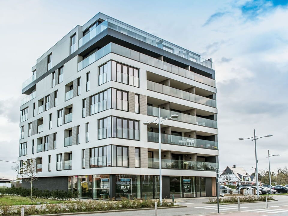 Building, Residential Area, Architecture, Property, Condominium, Commercial Building, Mixed-Use, Apartment, Facade, Metropolitan Area