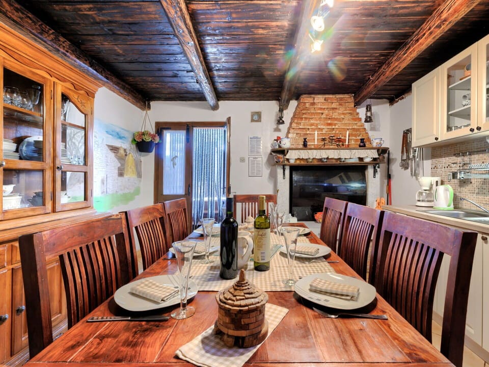 Table, Furniture, Property, Picture Frame, Wood, Chair, Lighting, Interior Design, Floor, Flooring