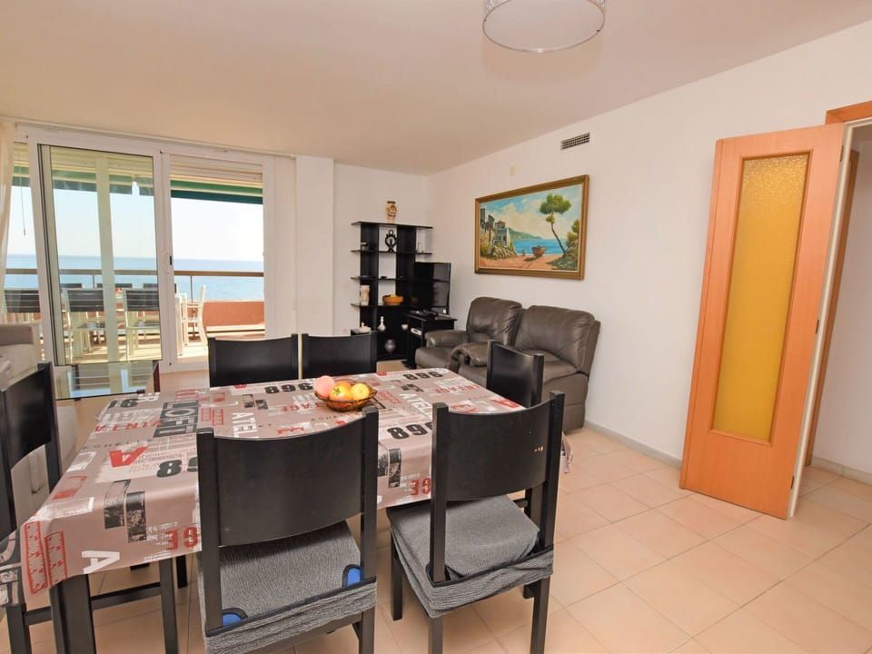 Room, Property, Real Estate, Furniture, Building, Interior Design, House, Dining Room, Floor, Table
