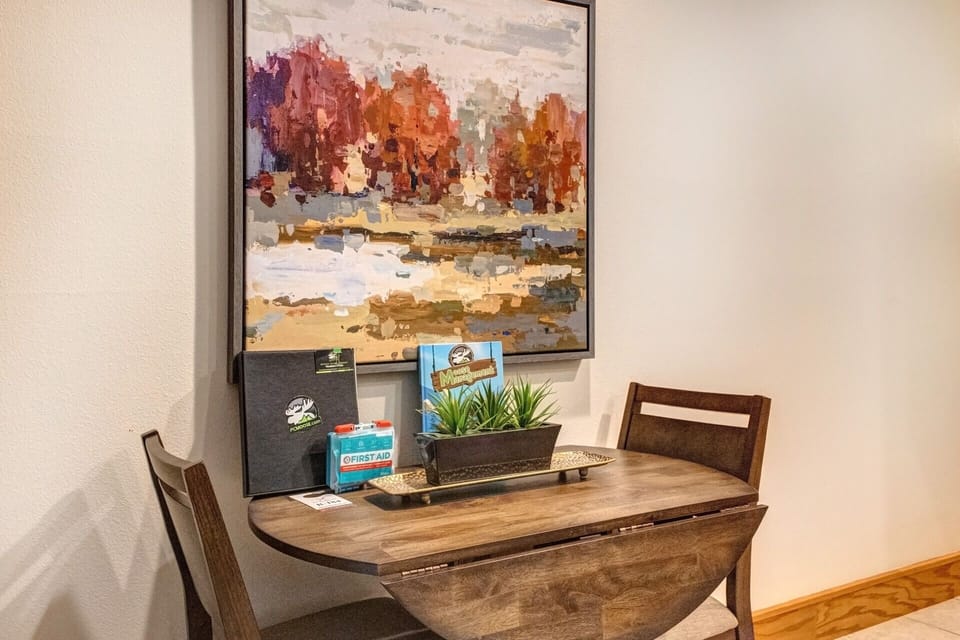 Vacation Rentals in Park City at Prospector Lodge 911: Dining area