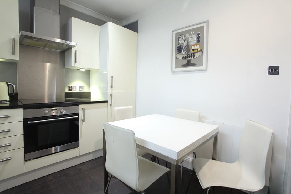 Dining table and chairs in the kitchen