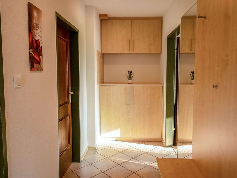 Property, Room, House, Building, Floor, Door, Architecture, Real Estate, Interior Design, Wood