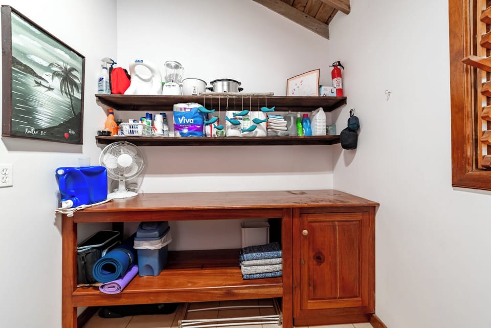 Laundry and Half Bath (3)