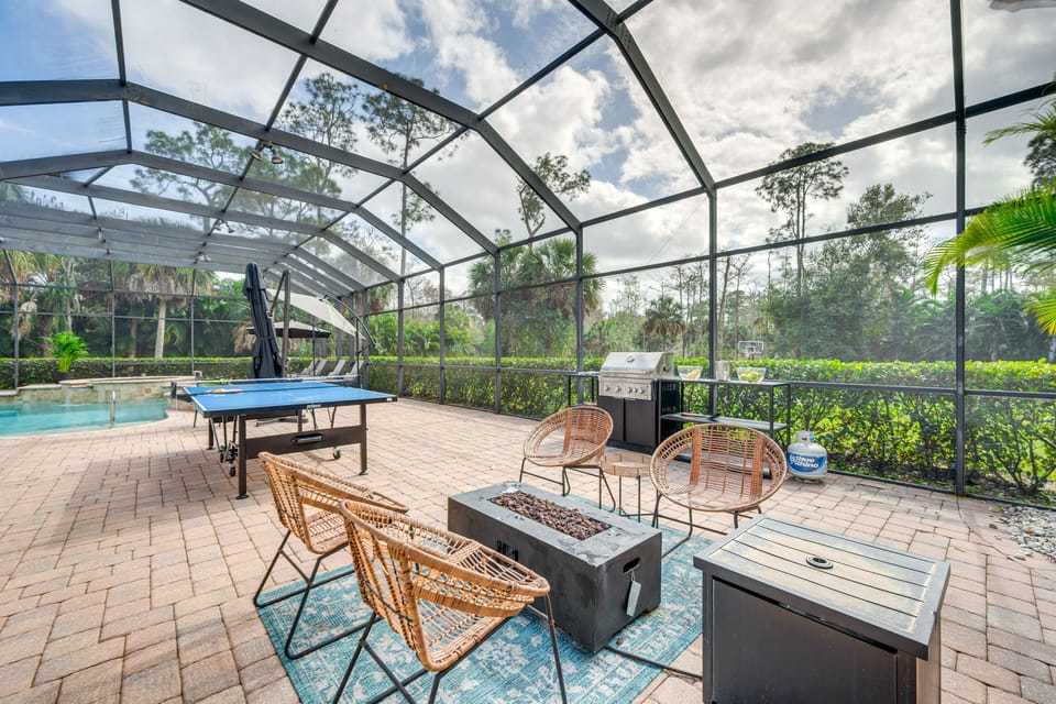 Lanai | Ping-Pong Table | Fire Pit