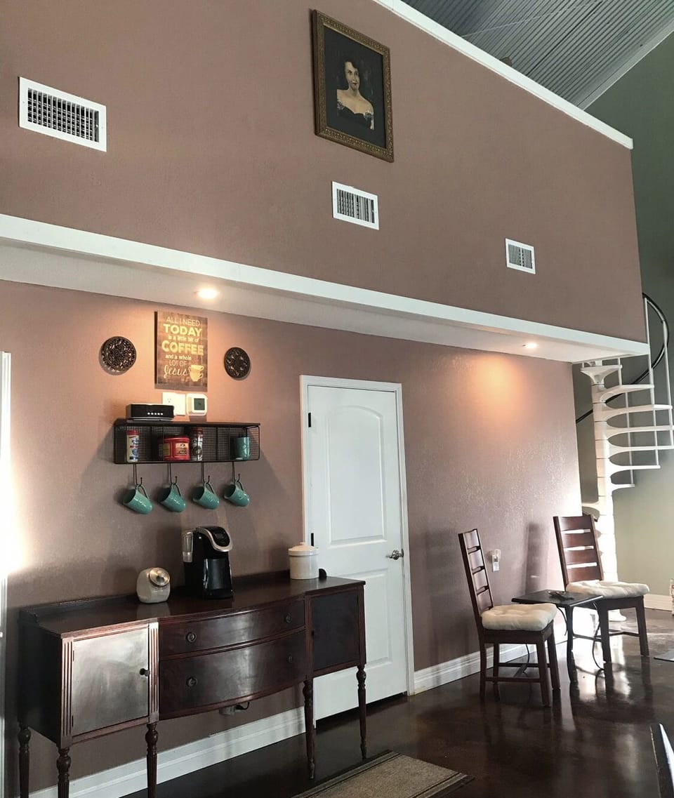 The coffee bar has a traditional Mister Coffee or use the Keurig Coffee Maker