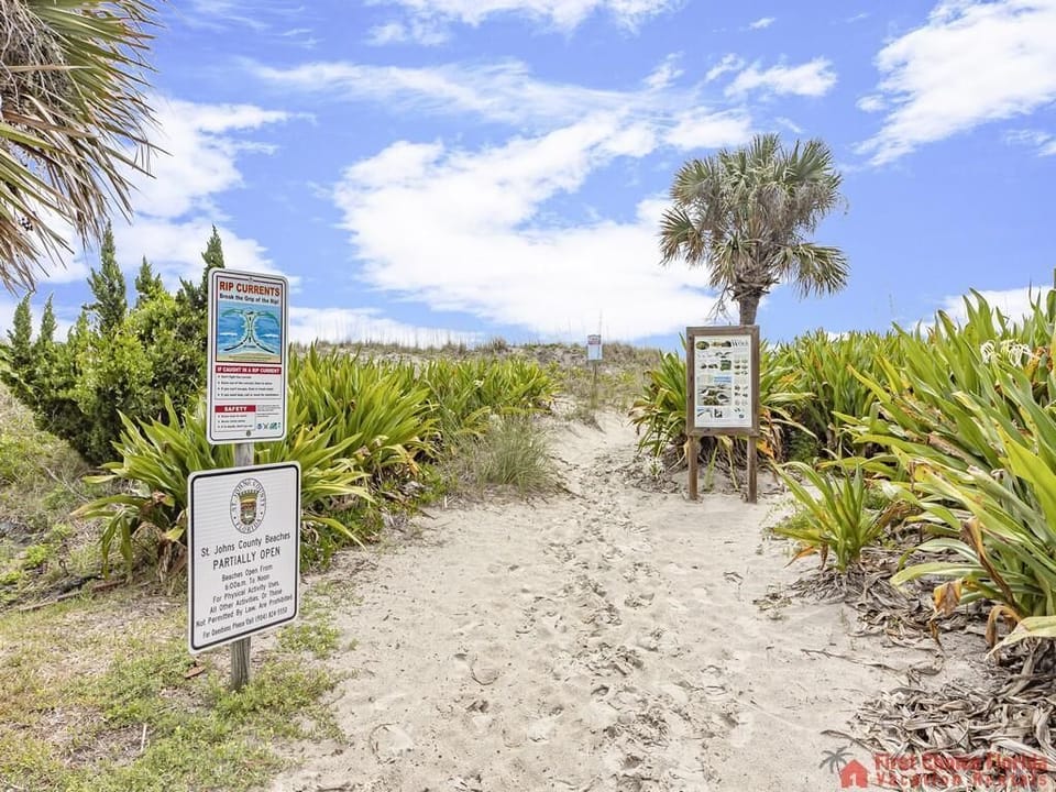 Coastal Cottage B Beach Access