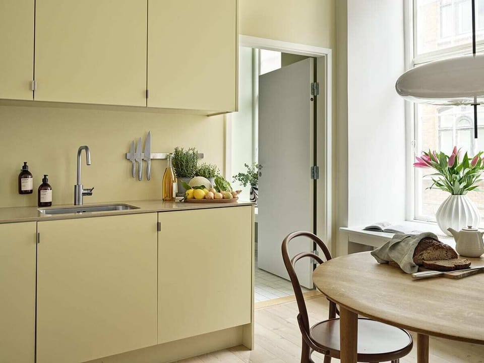 Fully equipped kitchen for you to enjoy a nice meal with family and friends.
