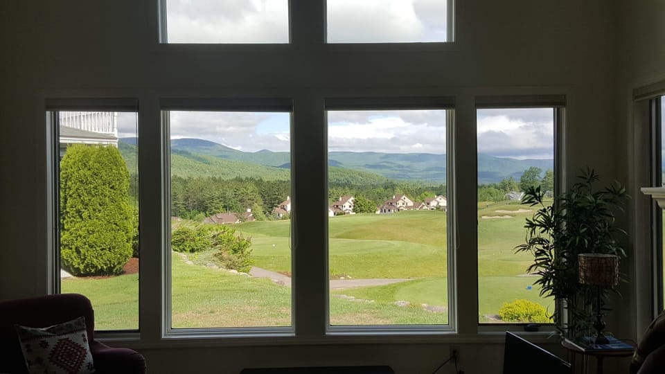 Breathtaking views of New Hampshire's White Mountains