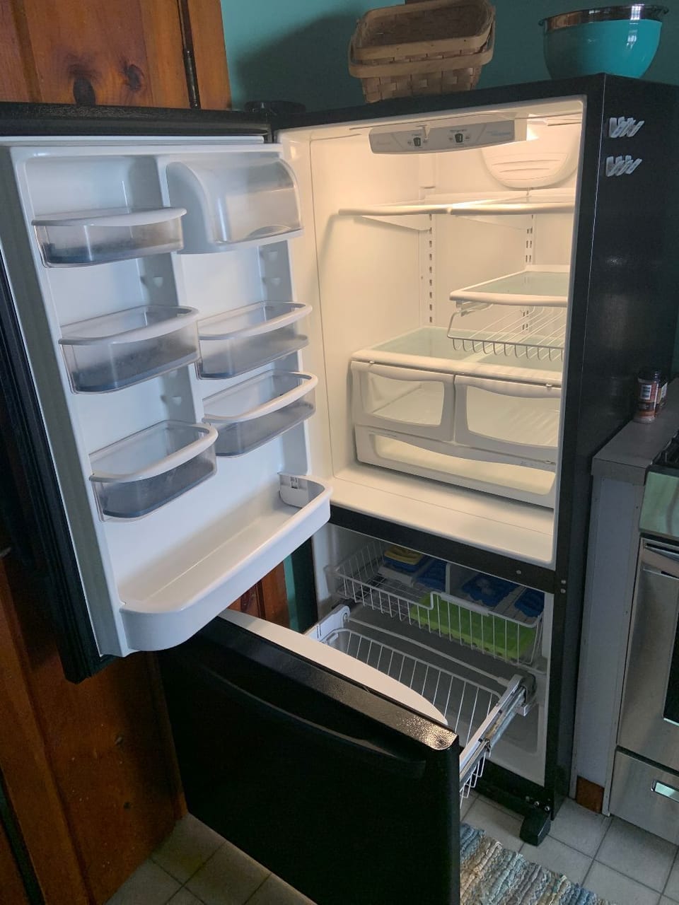 Refrigerator