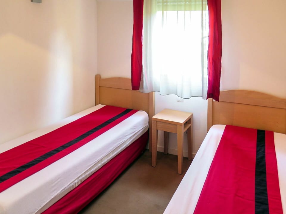 Room, Bedroom, Property, Bed, Furniture, Building, Interior Design, Bed Sheet, Suite, House