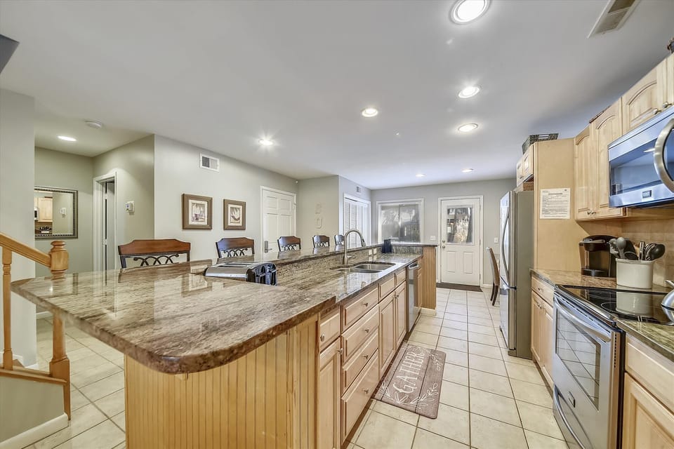 Main Level-Kitchen