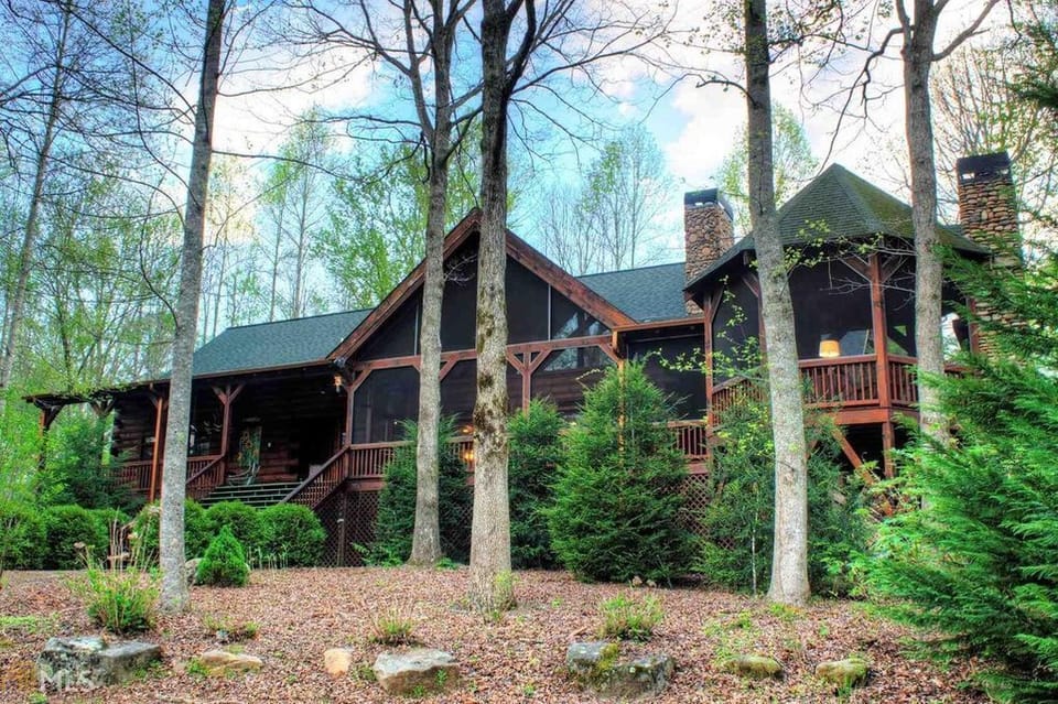 View of the back of the Cabin