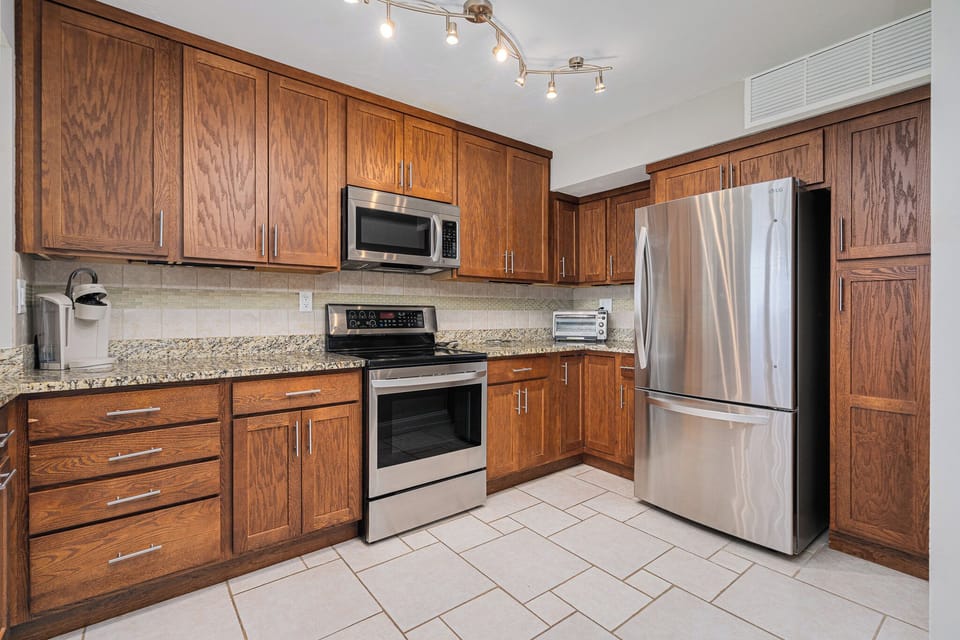 Fully stocked kitchen