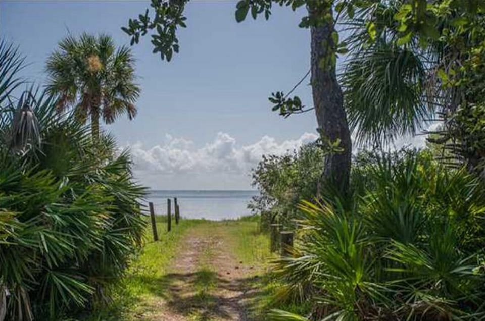 Peninsula Estates private bay access across cape San Blas Rd.