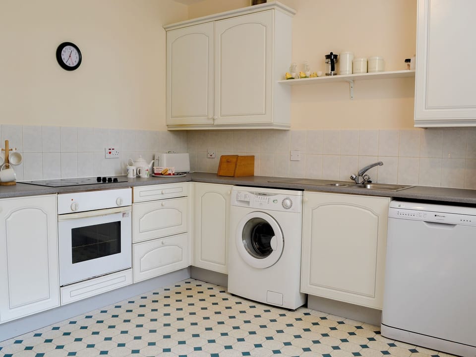 Kitchen area | Cloud Howe - Arbuthnott Estate Cottages, Arbuthnott, near Stonehaven