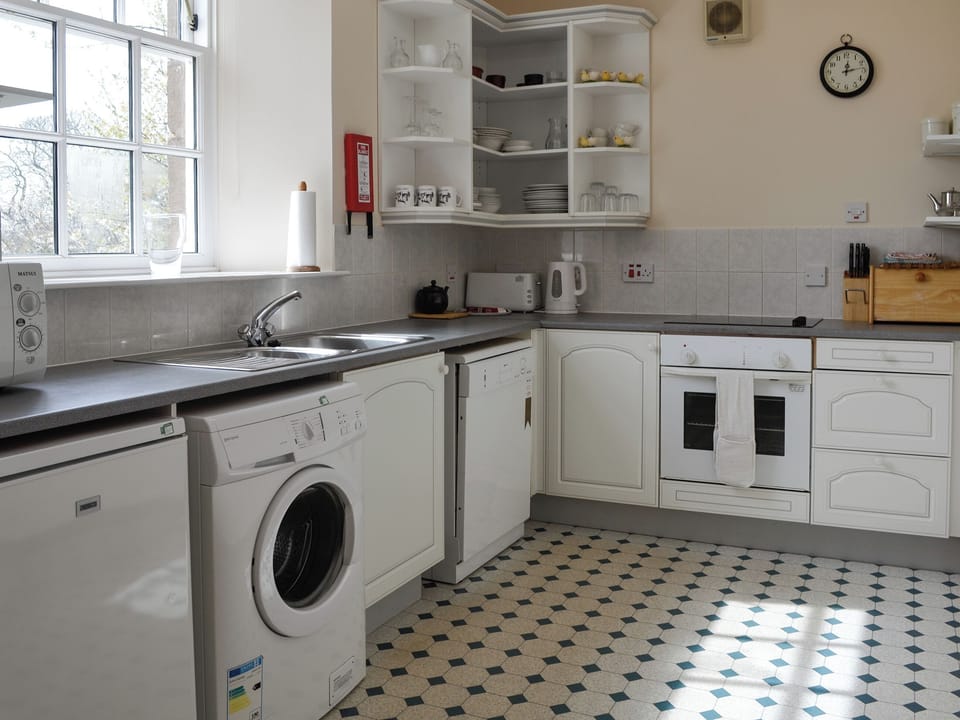 Kitchen | Sunset Song - Arbuthnott Estate Cottages, Arbuthnott, near Stonehaven