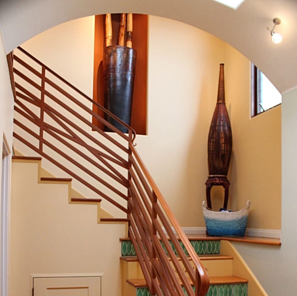 Stairs to master bedroom and landing. 