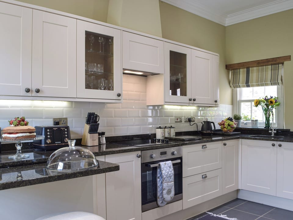 Kitchen | Swn-Y-Don, Llansteffan