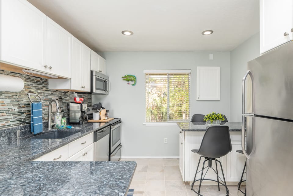 Large Kitchen - fit for a chef! With lots of storage.  