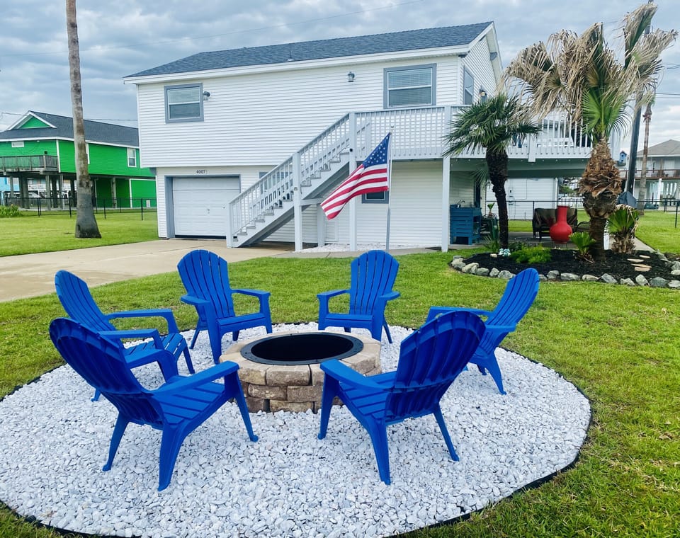 Welcome to Beach Please! 