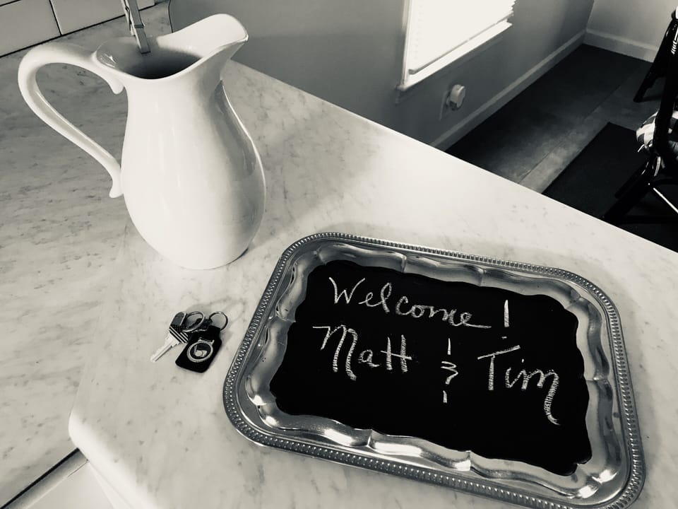 Welcoming recent Lakeside guests. 🖤