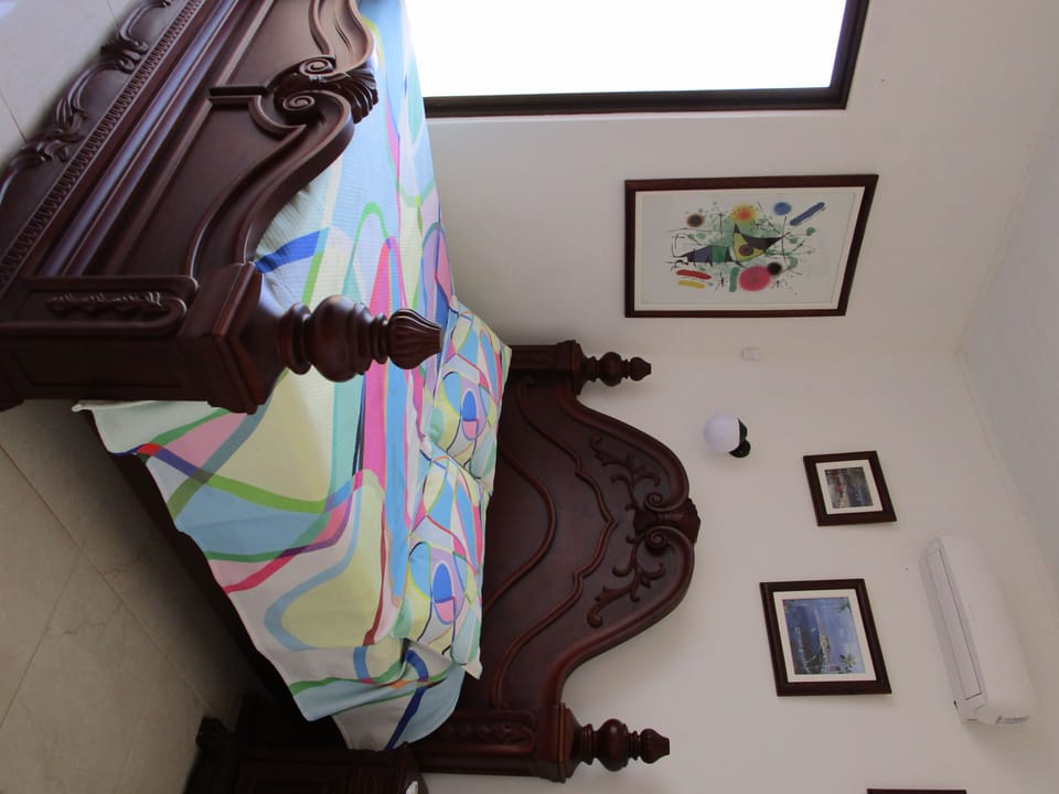 2nd bedroom with bathroom in suite