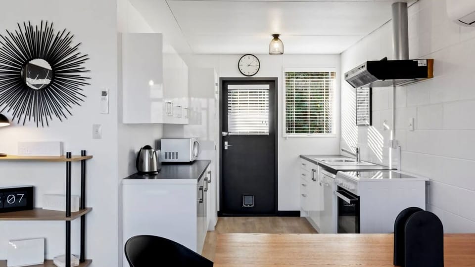 Kitchen and entrance