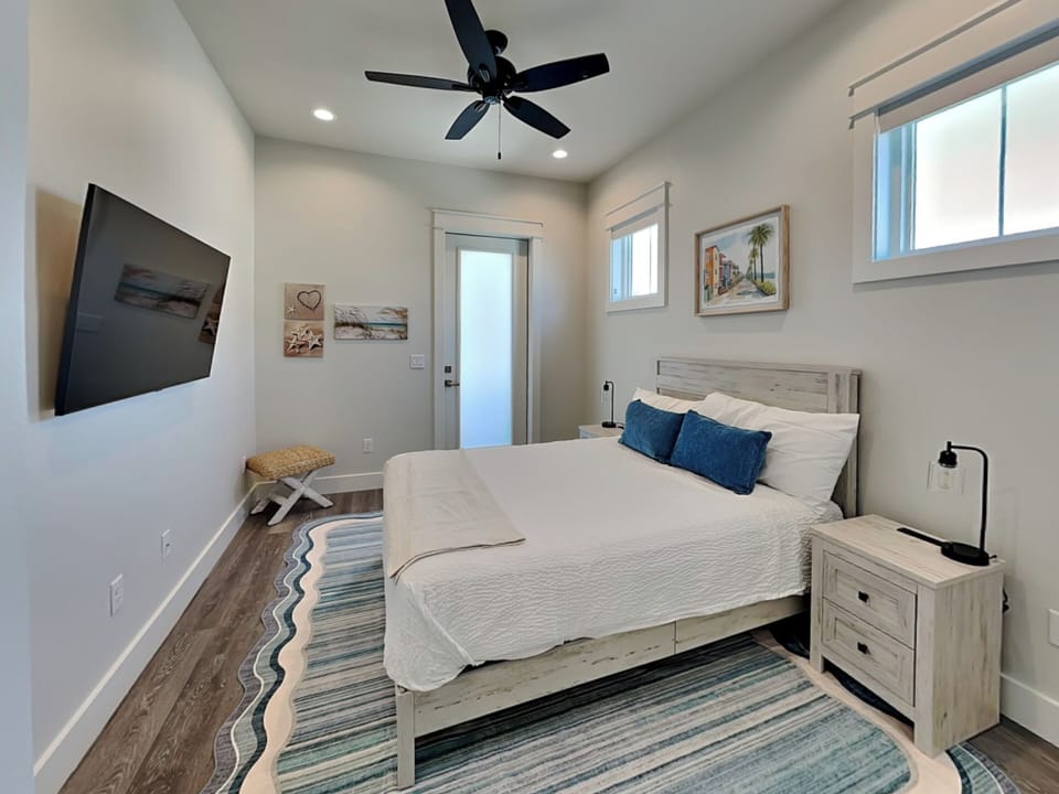 Third Bedroom - Queen Bed, Smart TV + Balcony Access - Second Floor