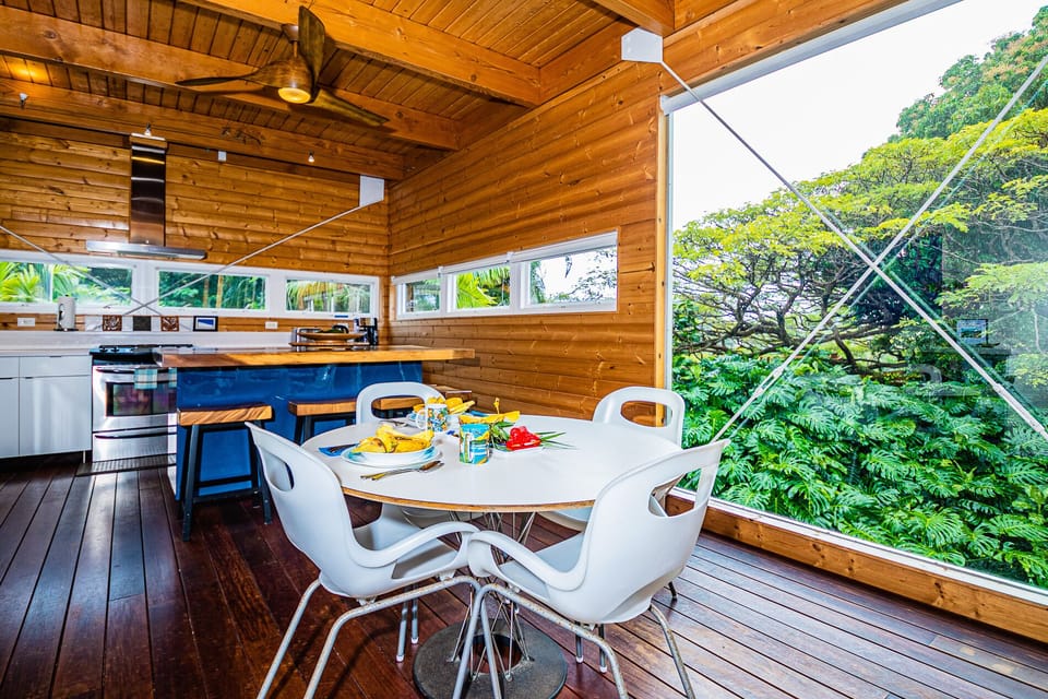 Kitchen dining for four