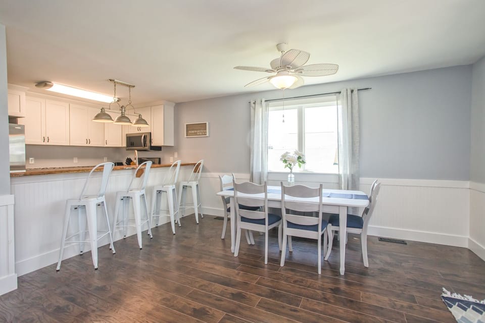 Kitchen/Dining