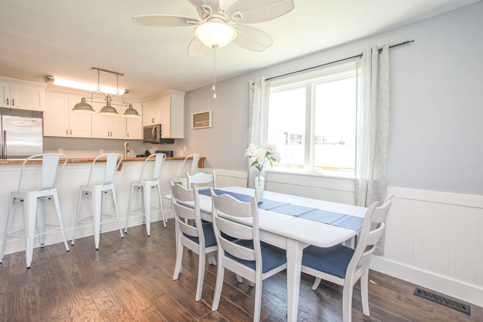 Kitchen/Dining
