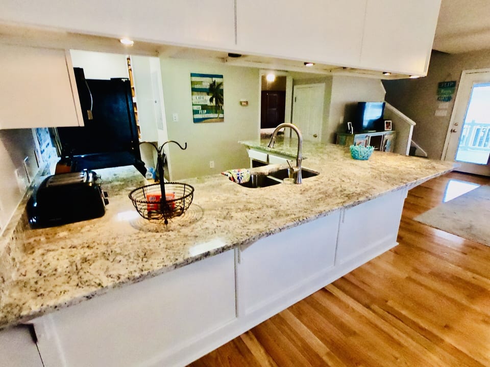 Newly Reomdeled Kitchen