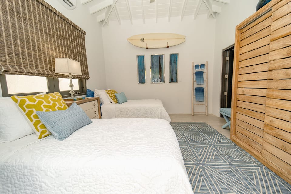 BEDROOM 2:  Next to the BBQ deck is a twin room (can made up as king) w ensuite 