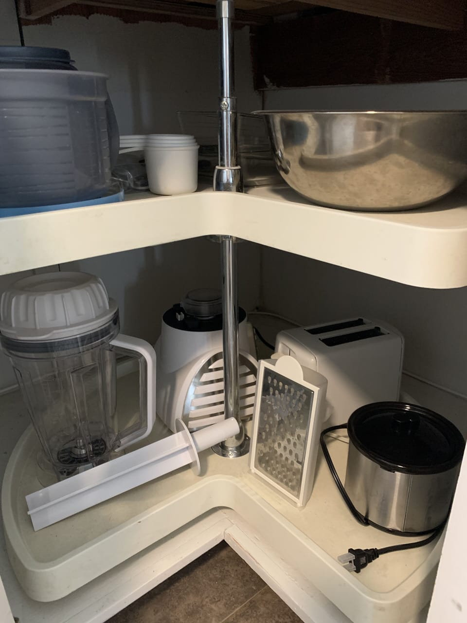 blender, toaster, mini crock pot, measuring bowls, mixing bowls, cheese grater, 