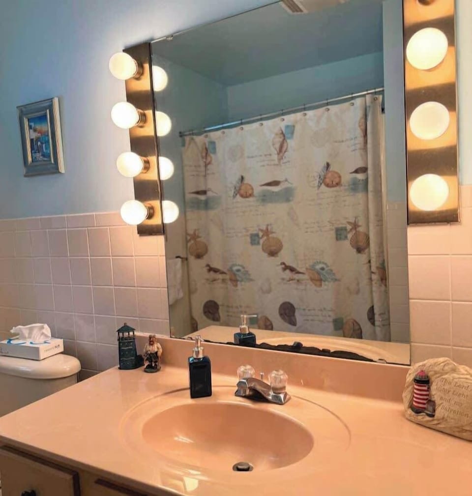 First Floor Bathroom