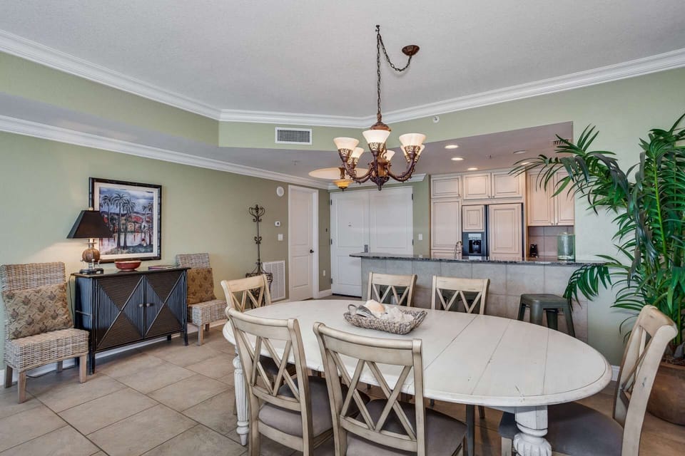 Plenty of room for family dinners or game night