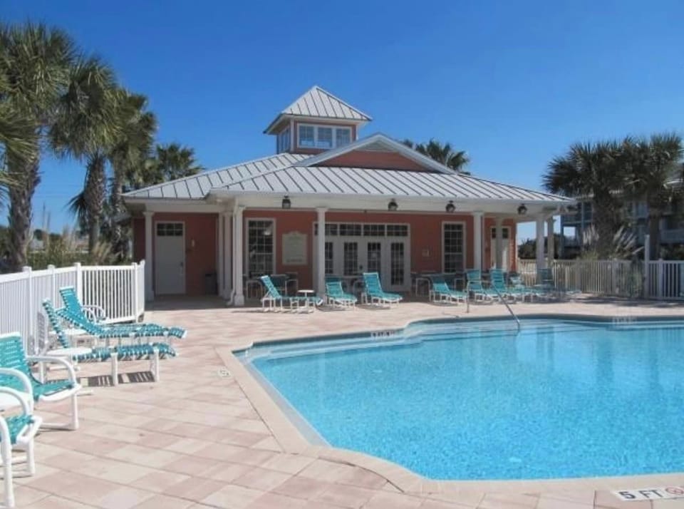 Heated pool area