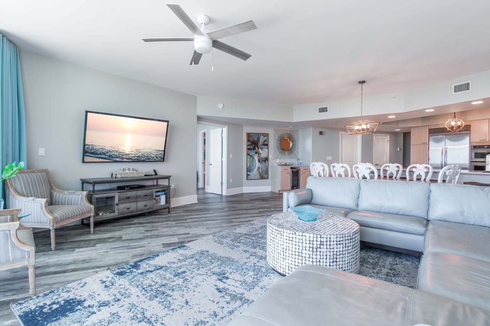 Caribe Resort B1211 Living Room