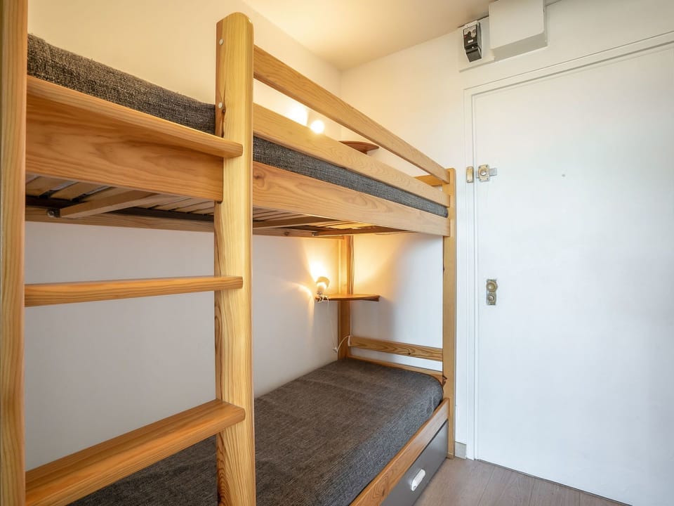 Property, Room, Building, House, Bed, Architecture, Furniture, Floor, Loft, Real Estate