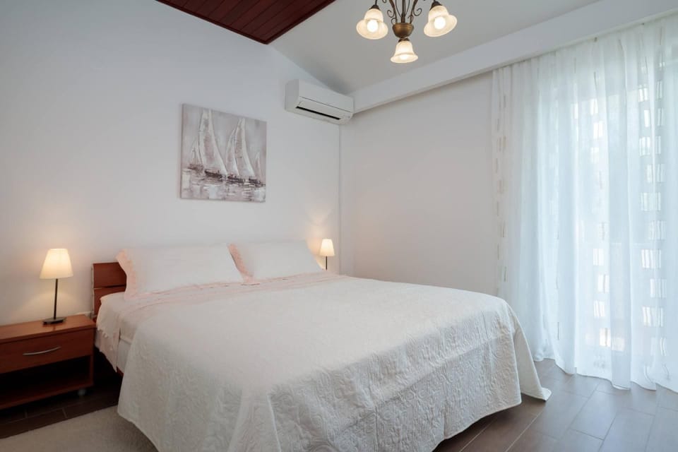 Sleeping area. 2nd. room - 2nd. floor