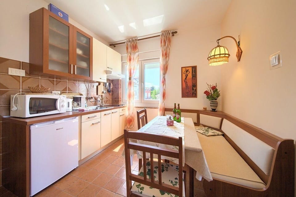 Kitchen area
