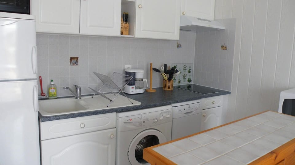 Kitchen area